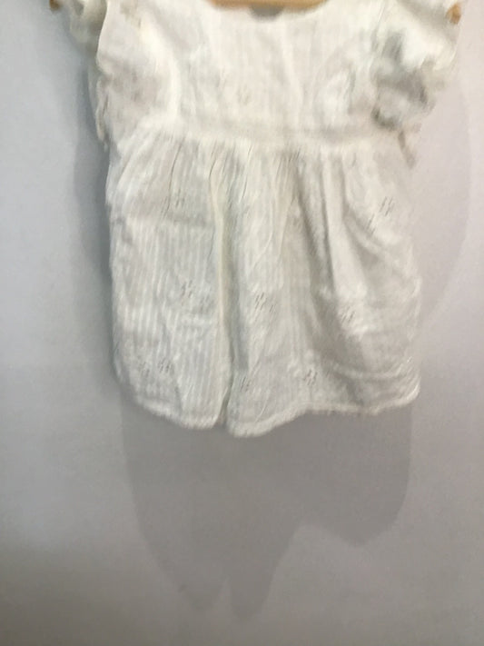 Dress white broderie anglaise 12-18m