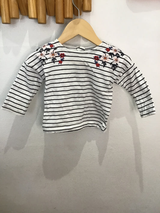 Embroidered flower tee 6m