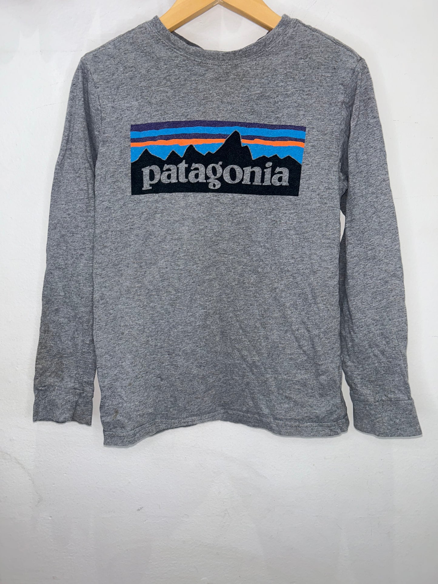 Patagonia longsleeve 7-8
