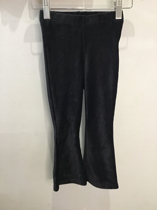 Black flared velour pants 2y