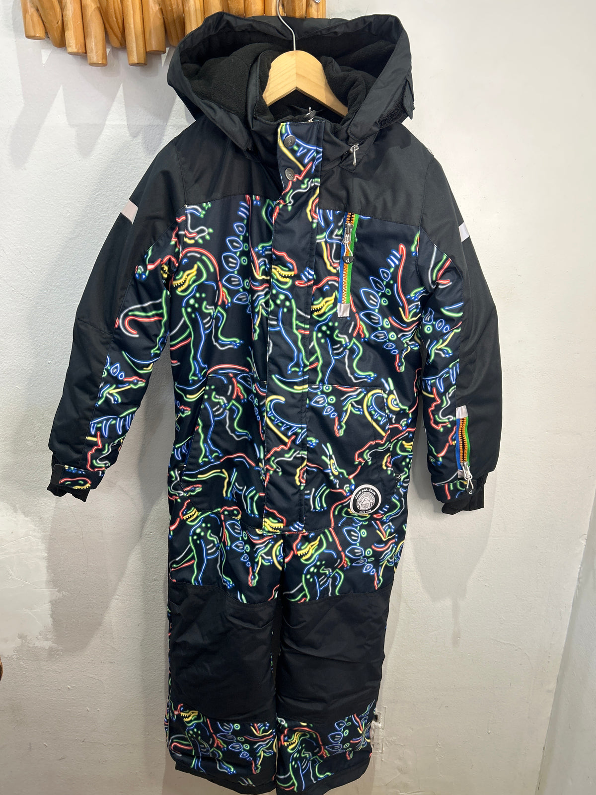 Deuxparduex one piece snowsuit 7y