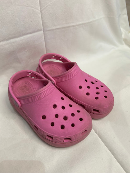 Y1 pink platform Crocs