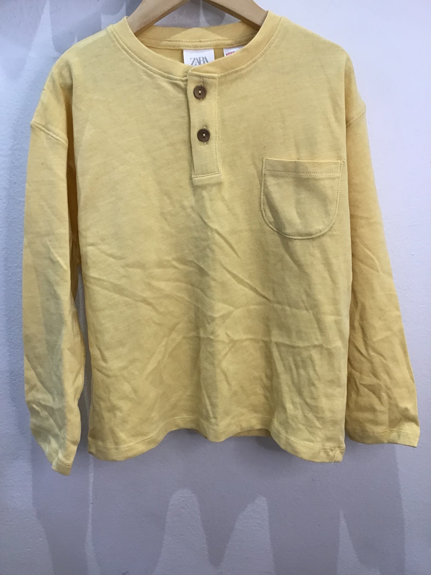 Longsleeve yellow henley 4-5y NEW