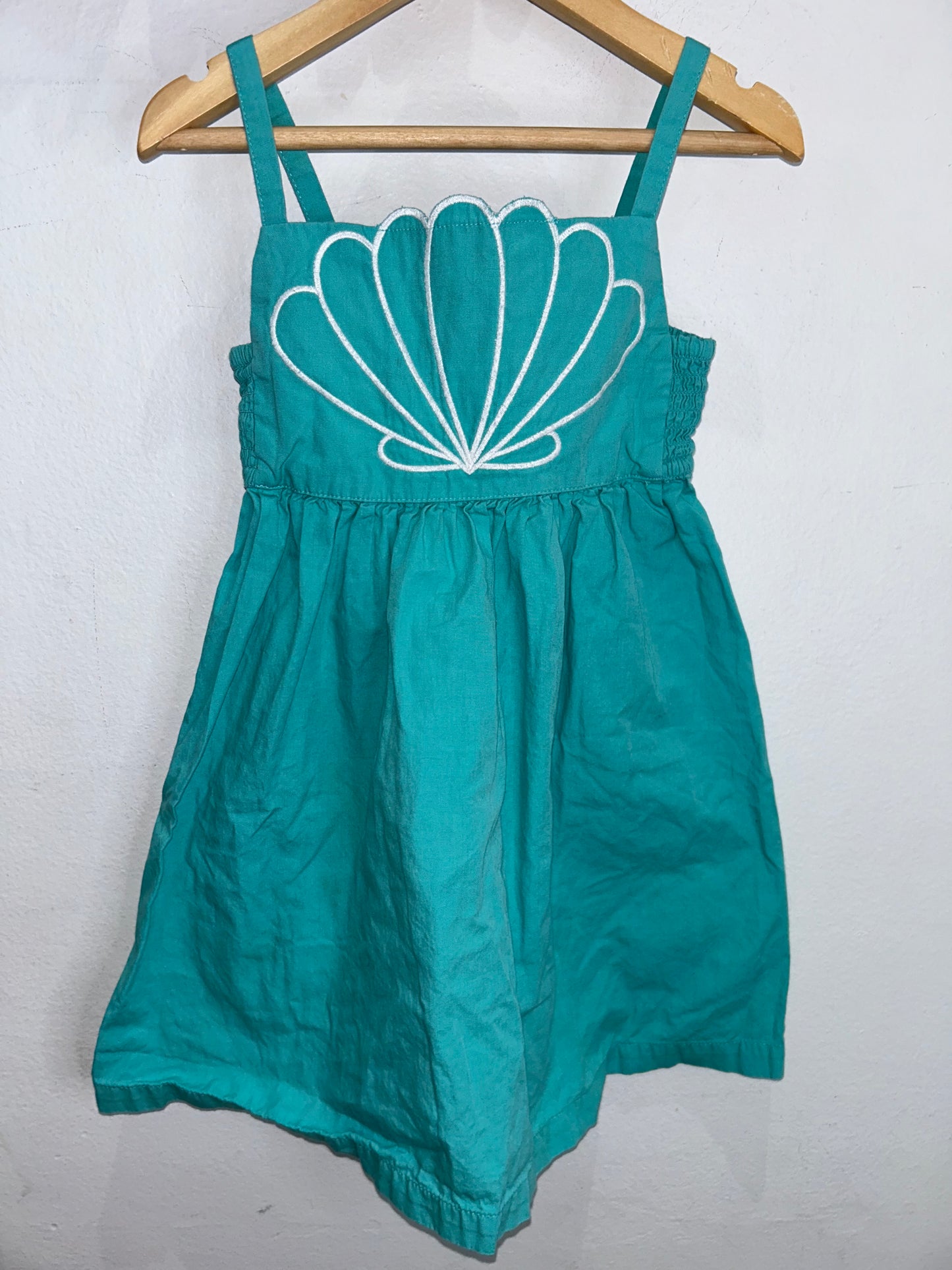 Seashell dress 4y
