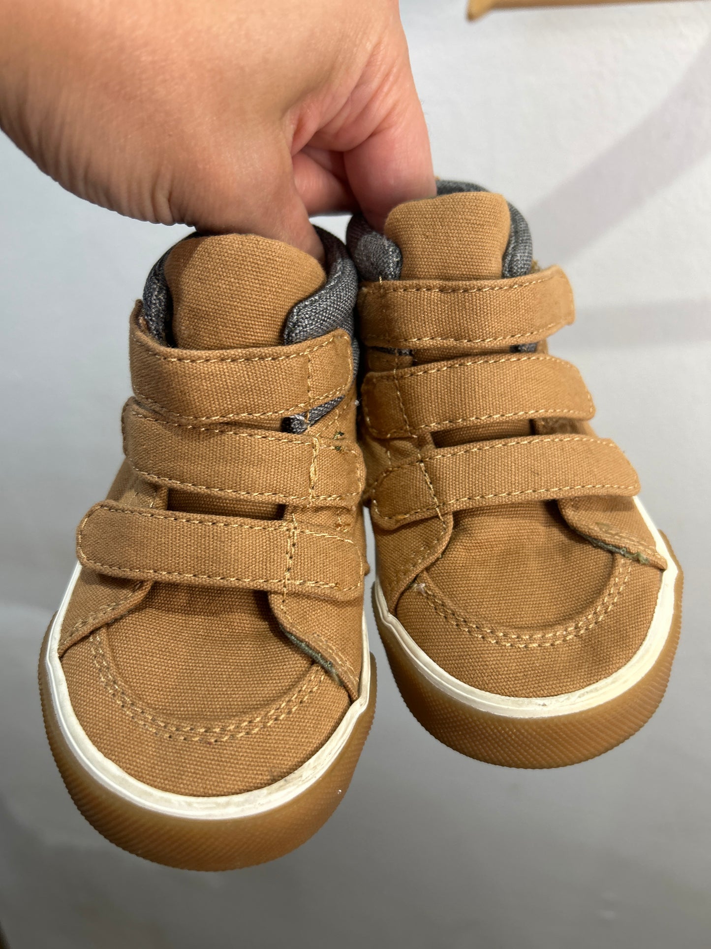 C6 brown canvas high tops