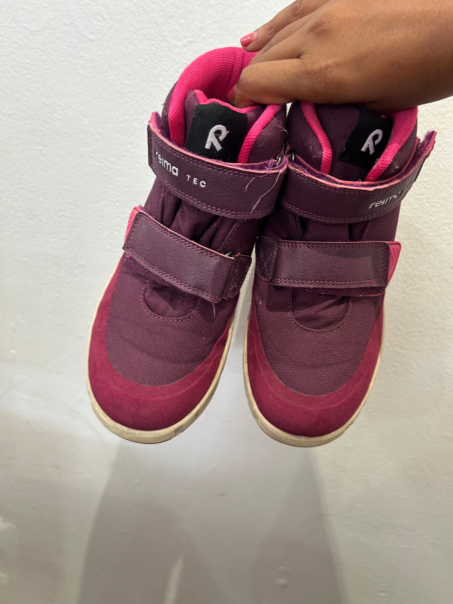 Y6 the North Face boots
