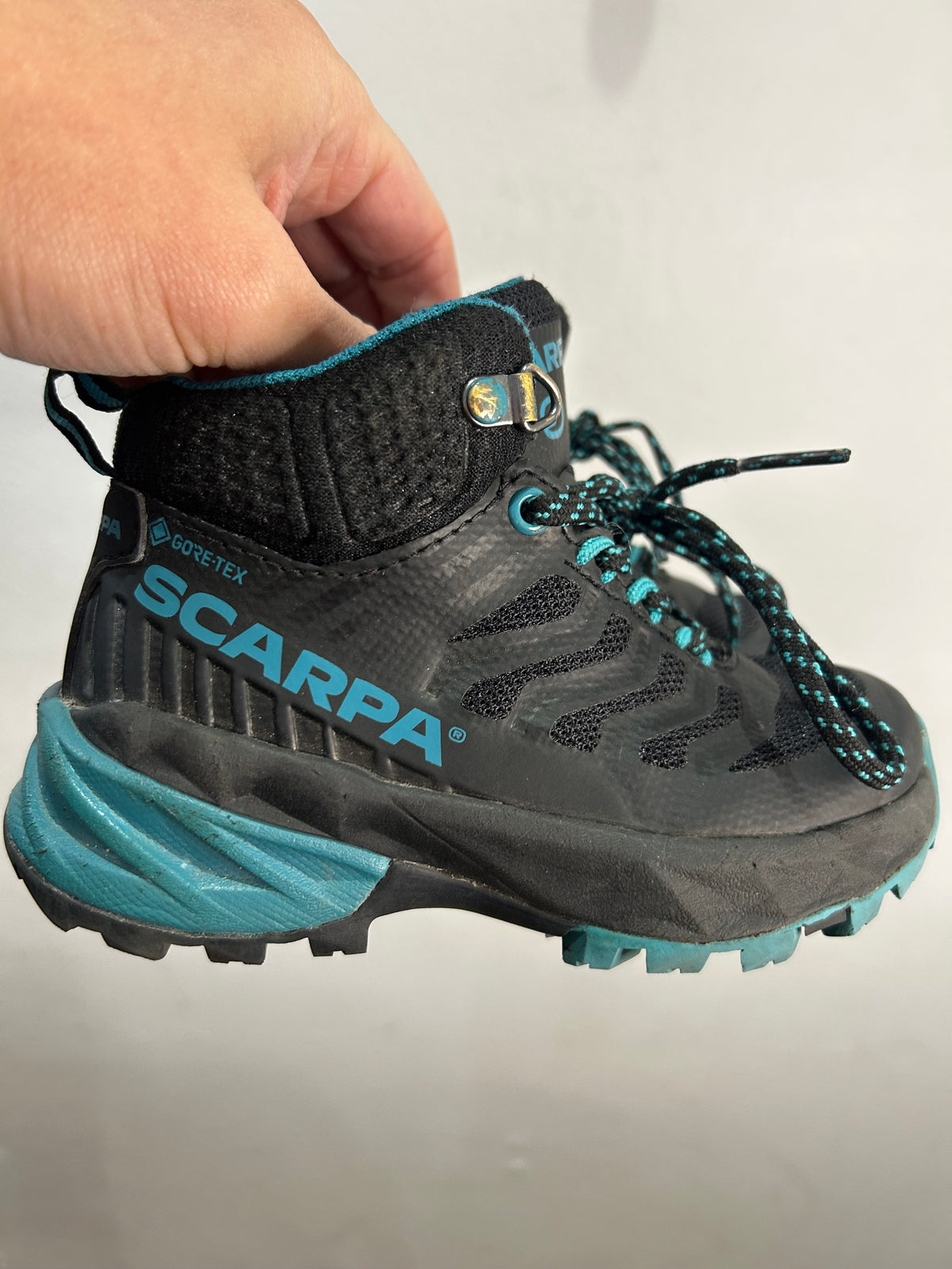 C8.5 Scarpa hiking boots