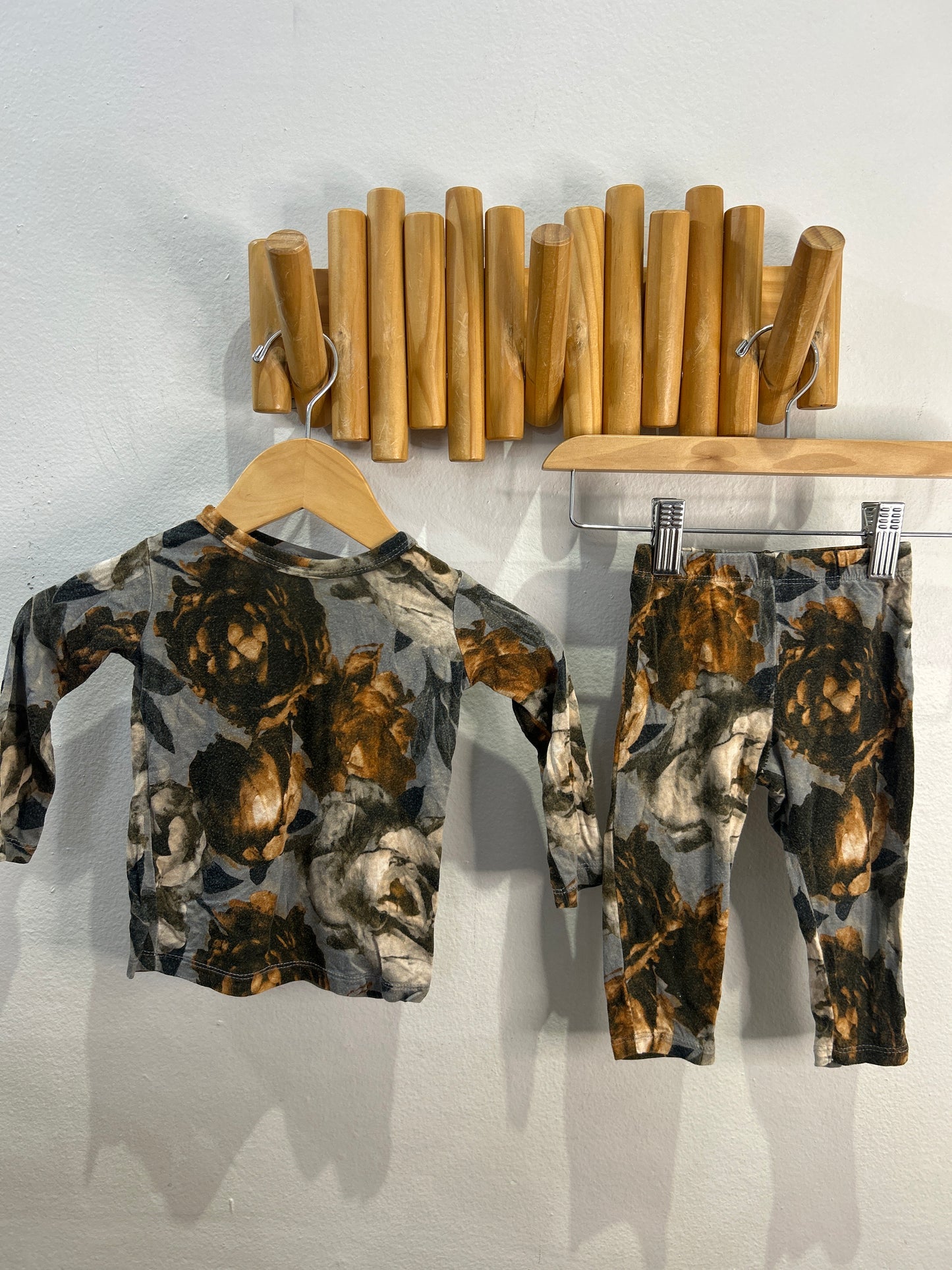 Posh Peanut brown roses lounge set 3-6m