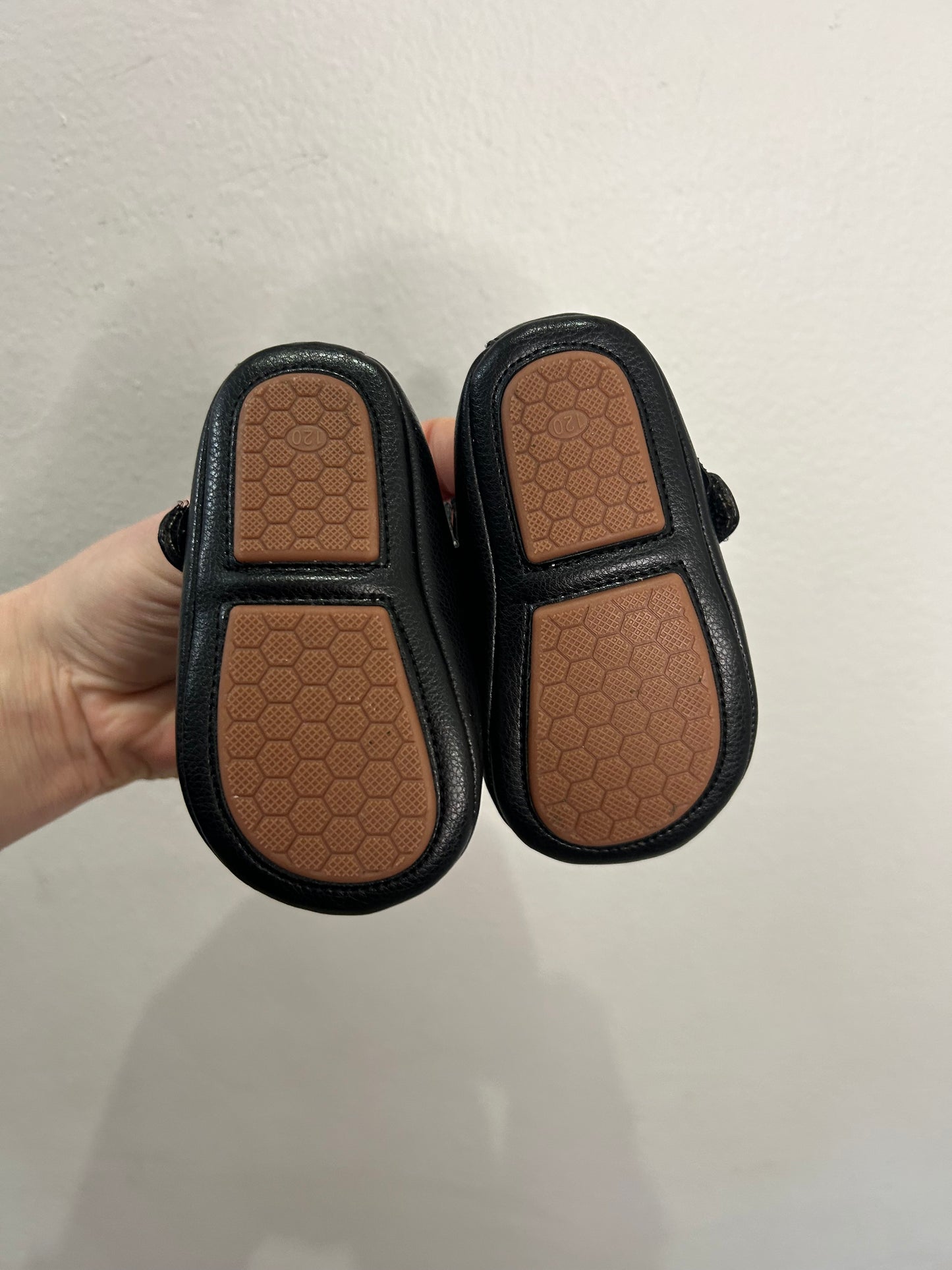 Baby maryjanes 6-12m