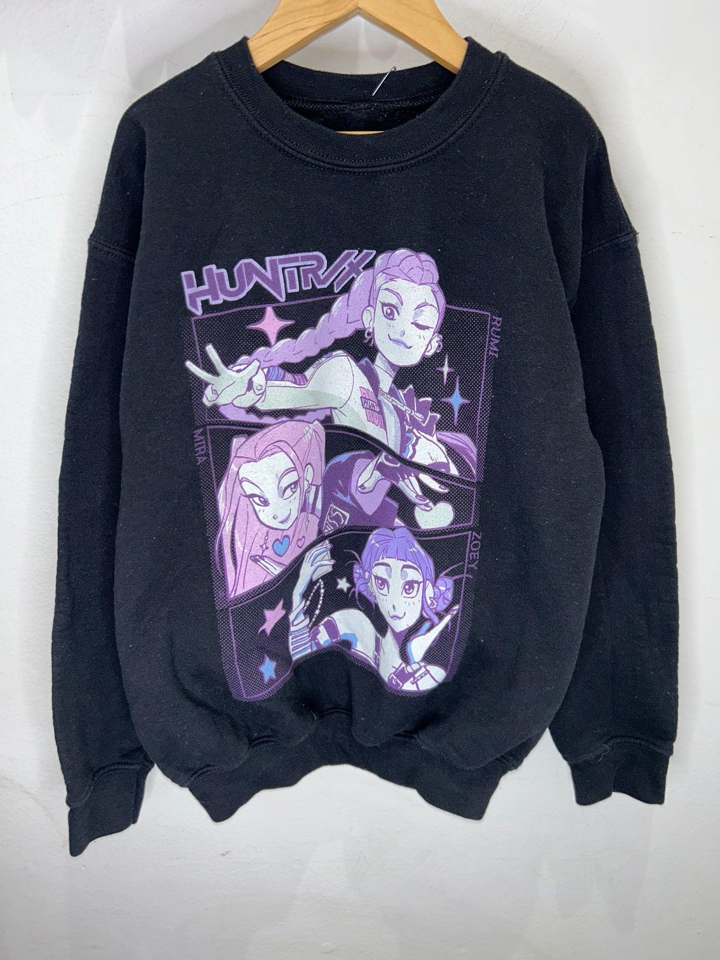 Huntrix pullover 6y