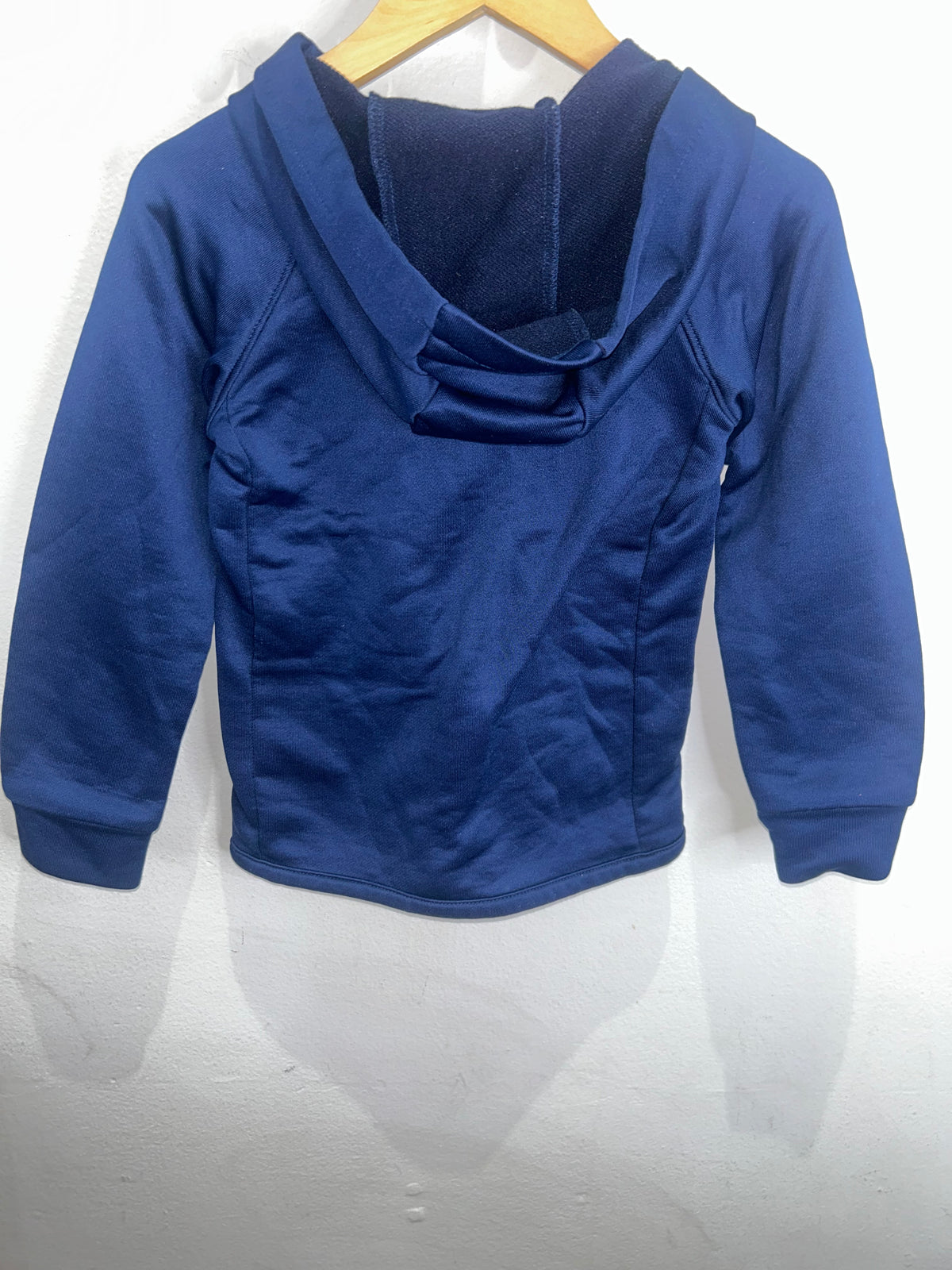 Blue activewear sweatshirt 6y
