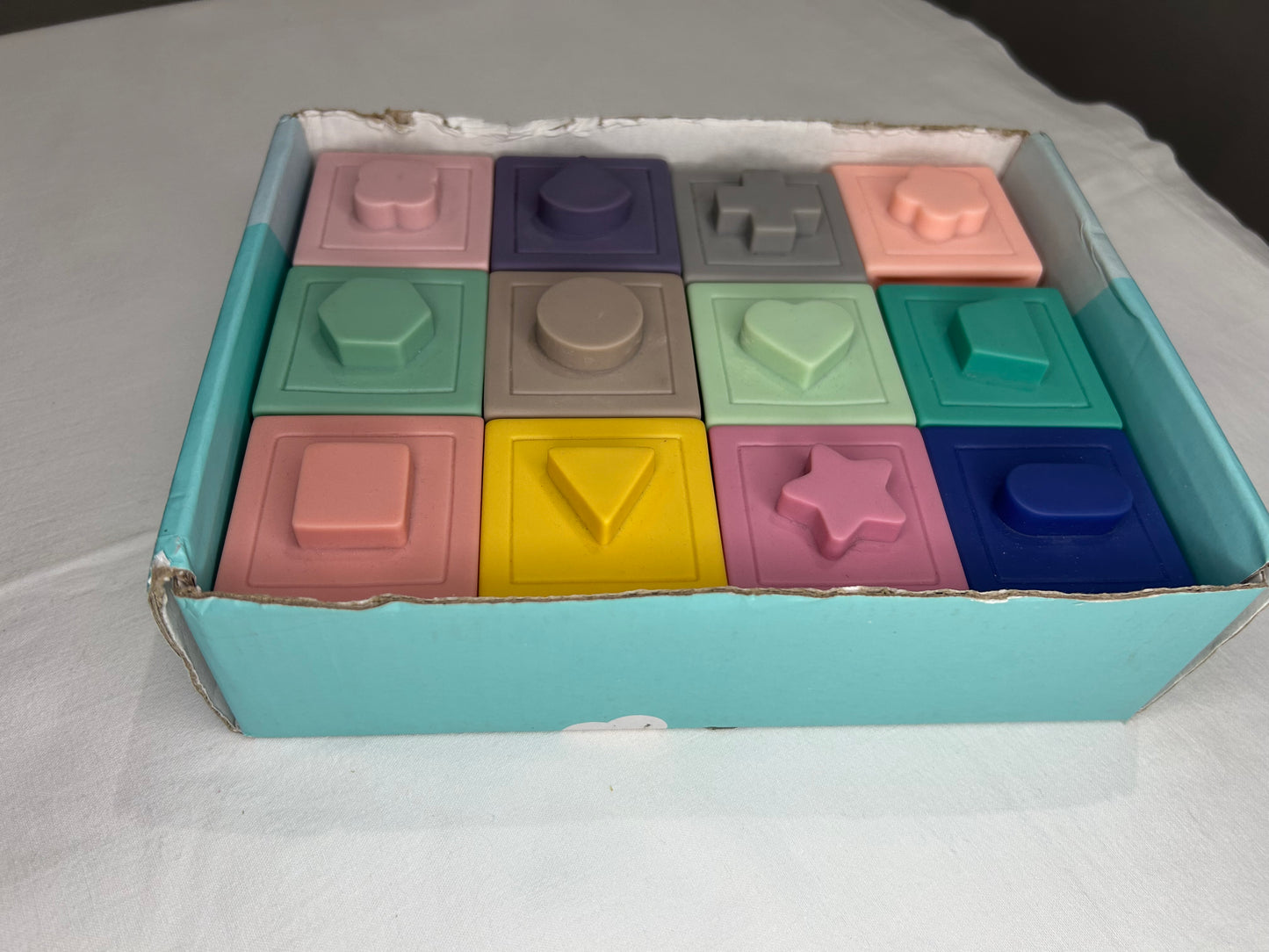Shapes rubber blocks set
