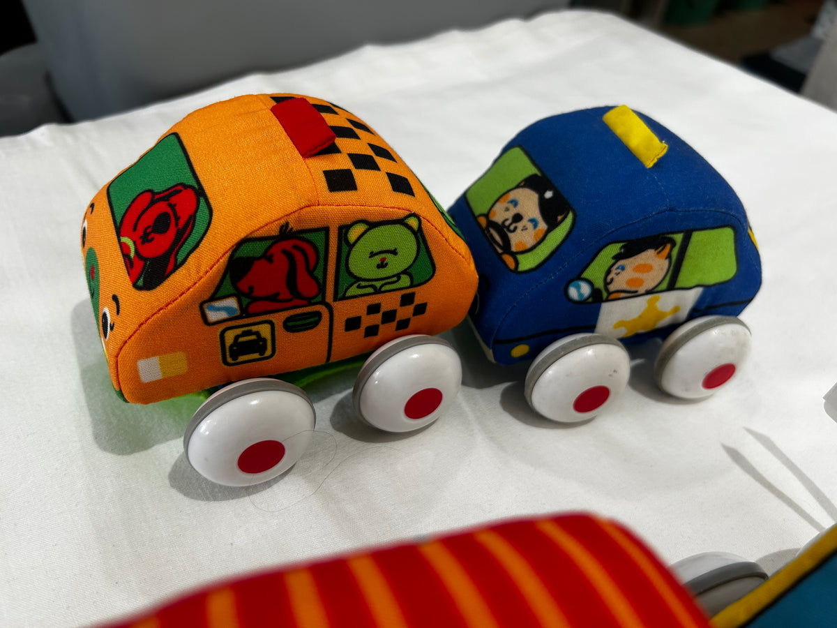 Material cars set of 4