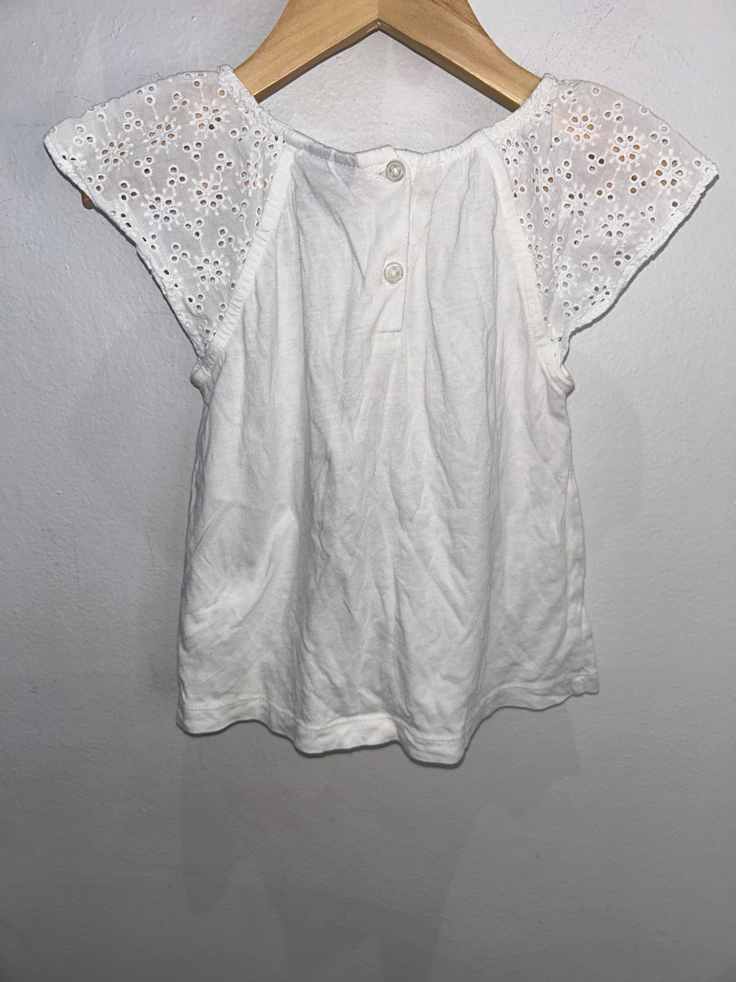 White eyelet cap sleeve tee 4y