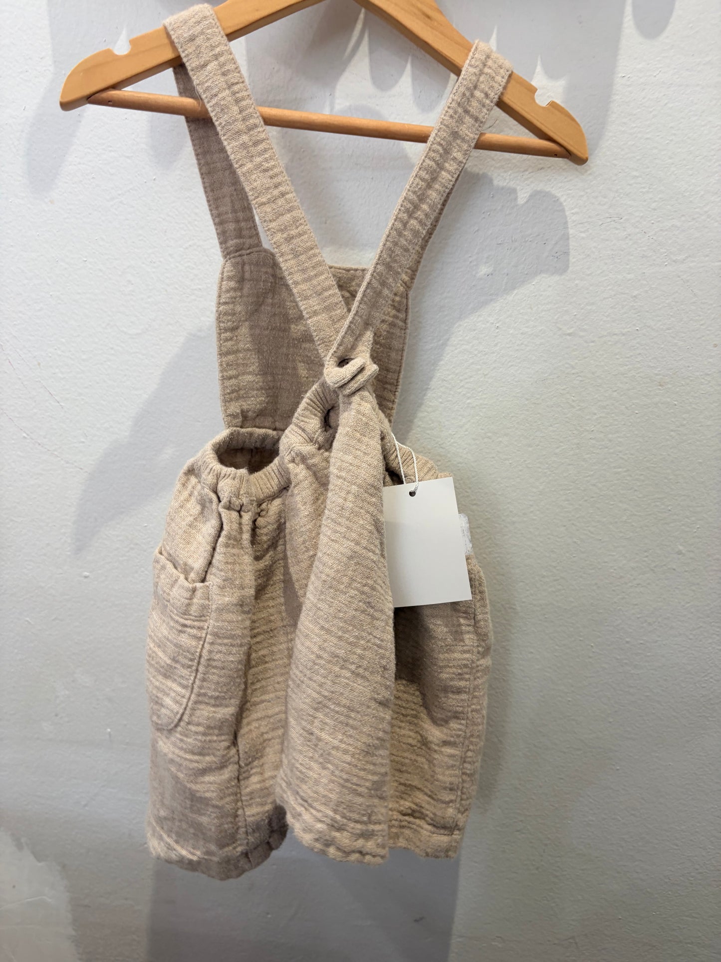 Beige texutre skirt romper 18-24m