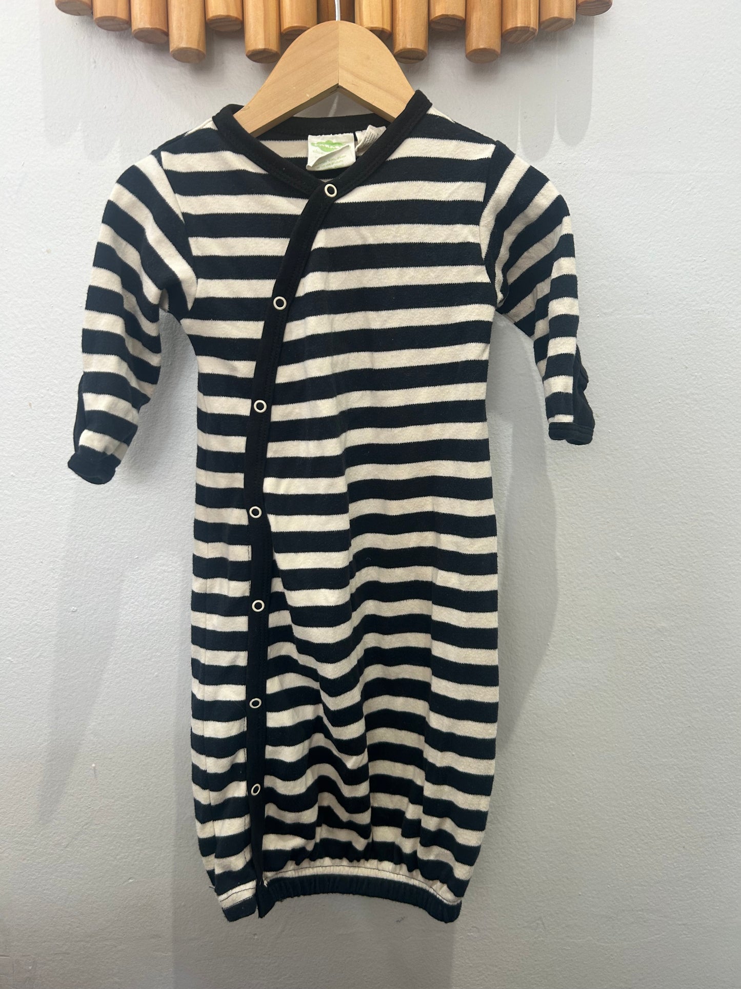 Parade Organics sleeper gown 0-6m stripes