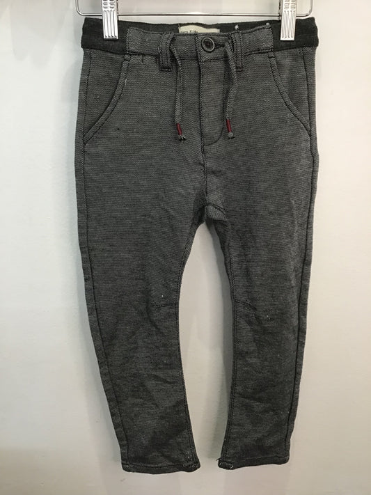 Grey dressy joggers 5y*