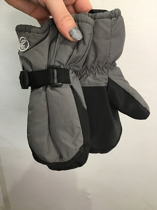 Calikids ash mitts 6-10y