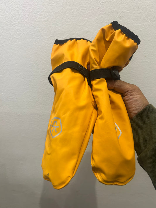 Colorkids yellow mitts 6-8y