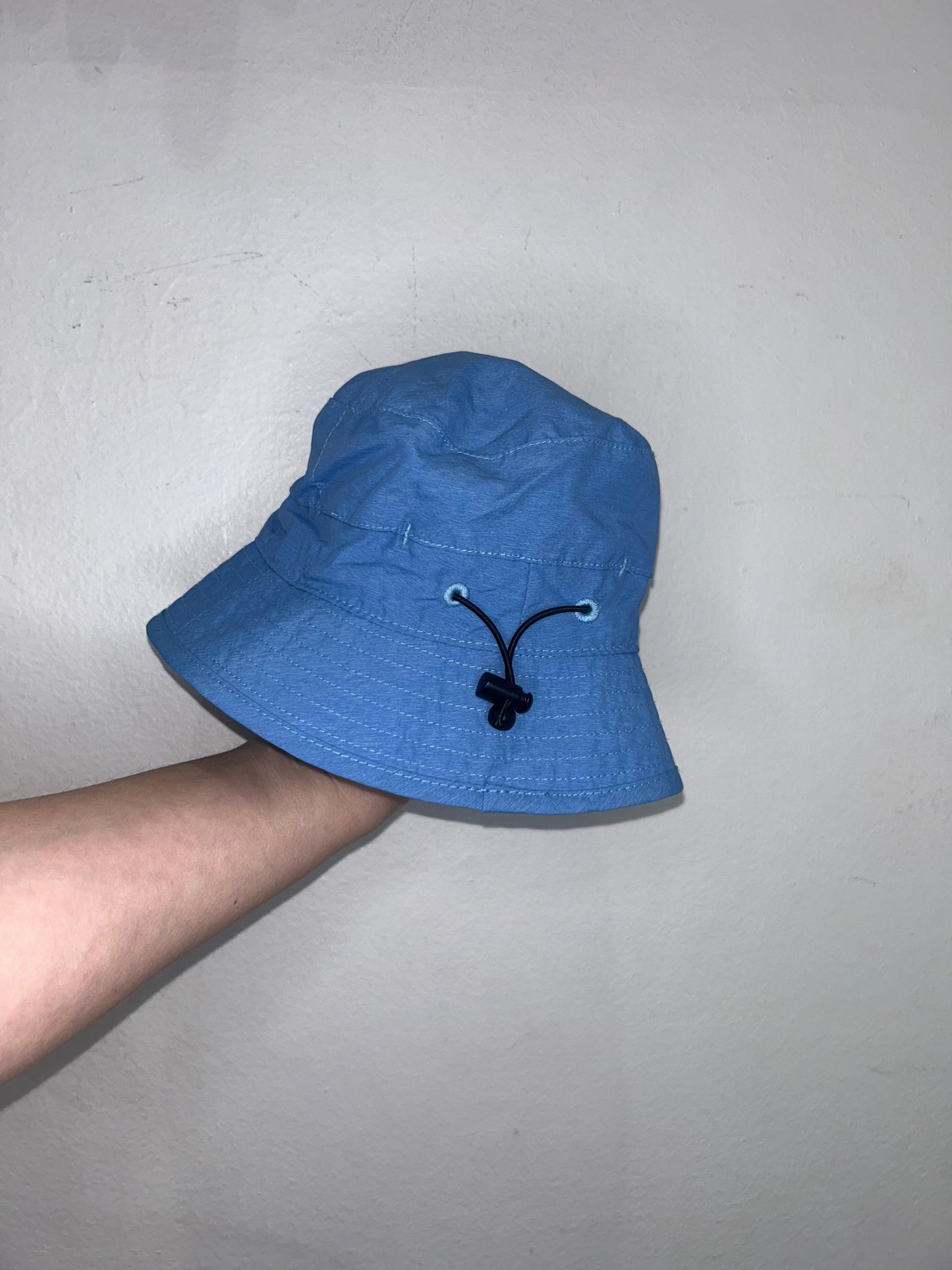 Hooke blue hat 0-6m