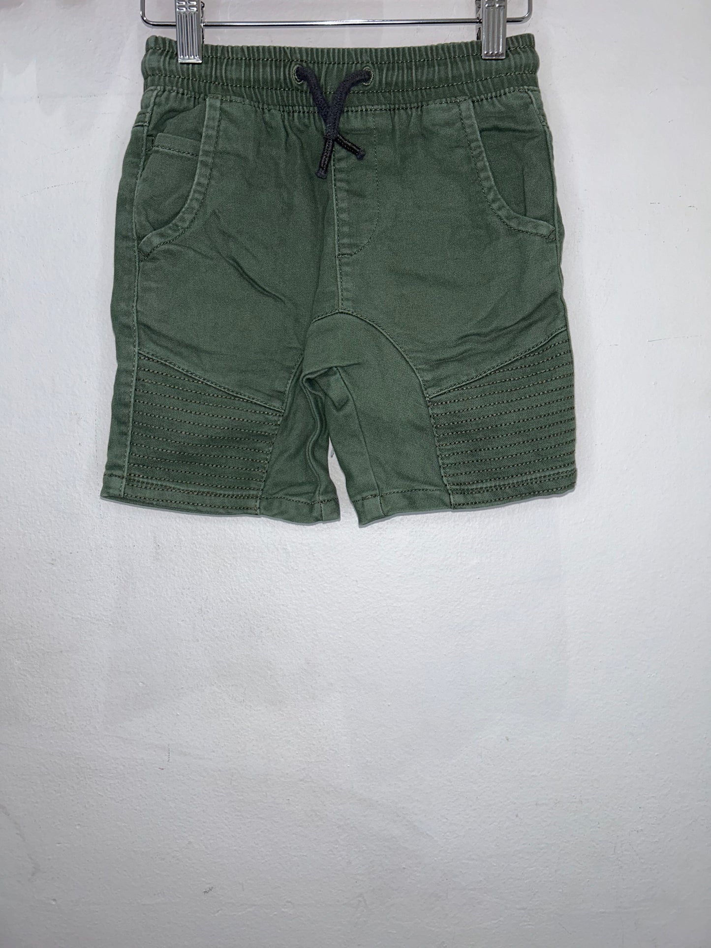Olive reinforced shorts 5y