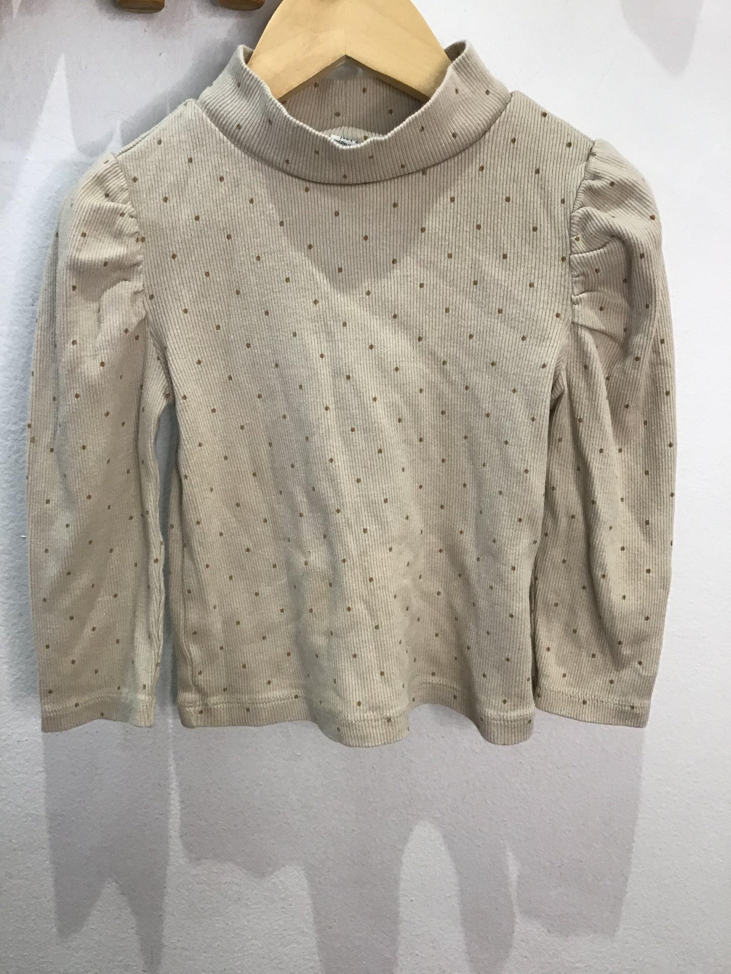 Beige dots mockneck 2y