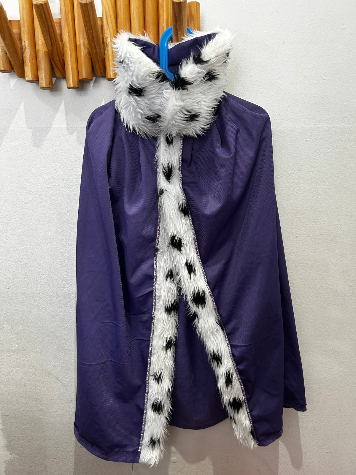 Cruella de ville cape - one size