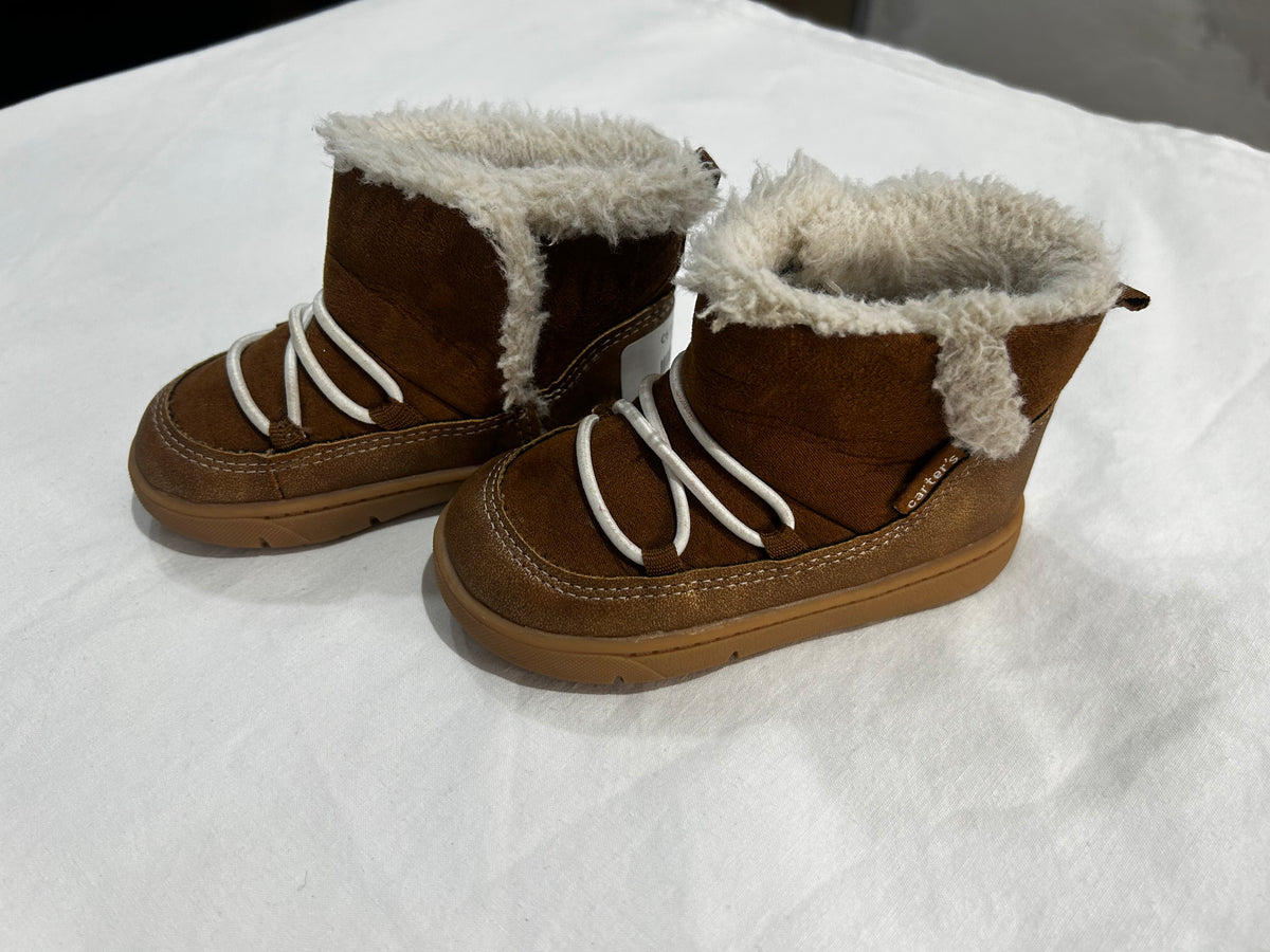 C6 lined boots