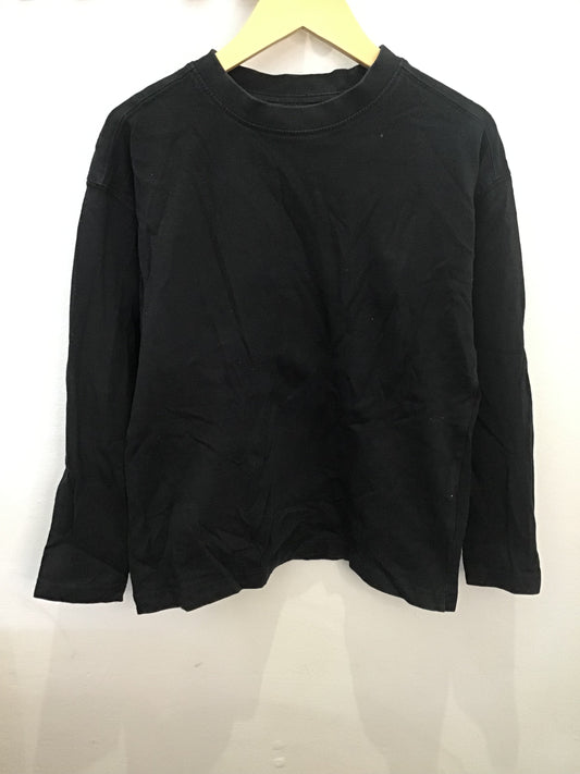 Black longsleeve 8-9y