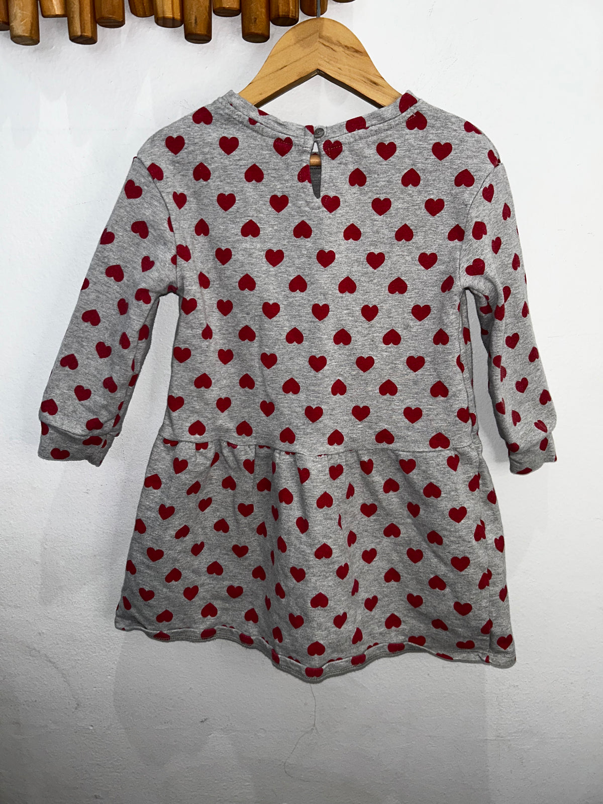 Pullover dress with hearts 4y