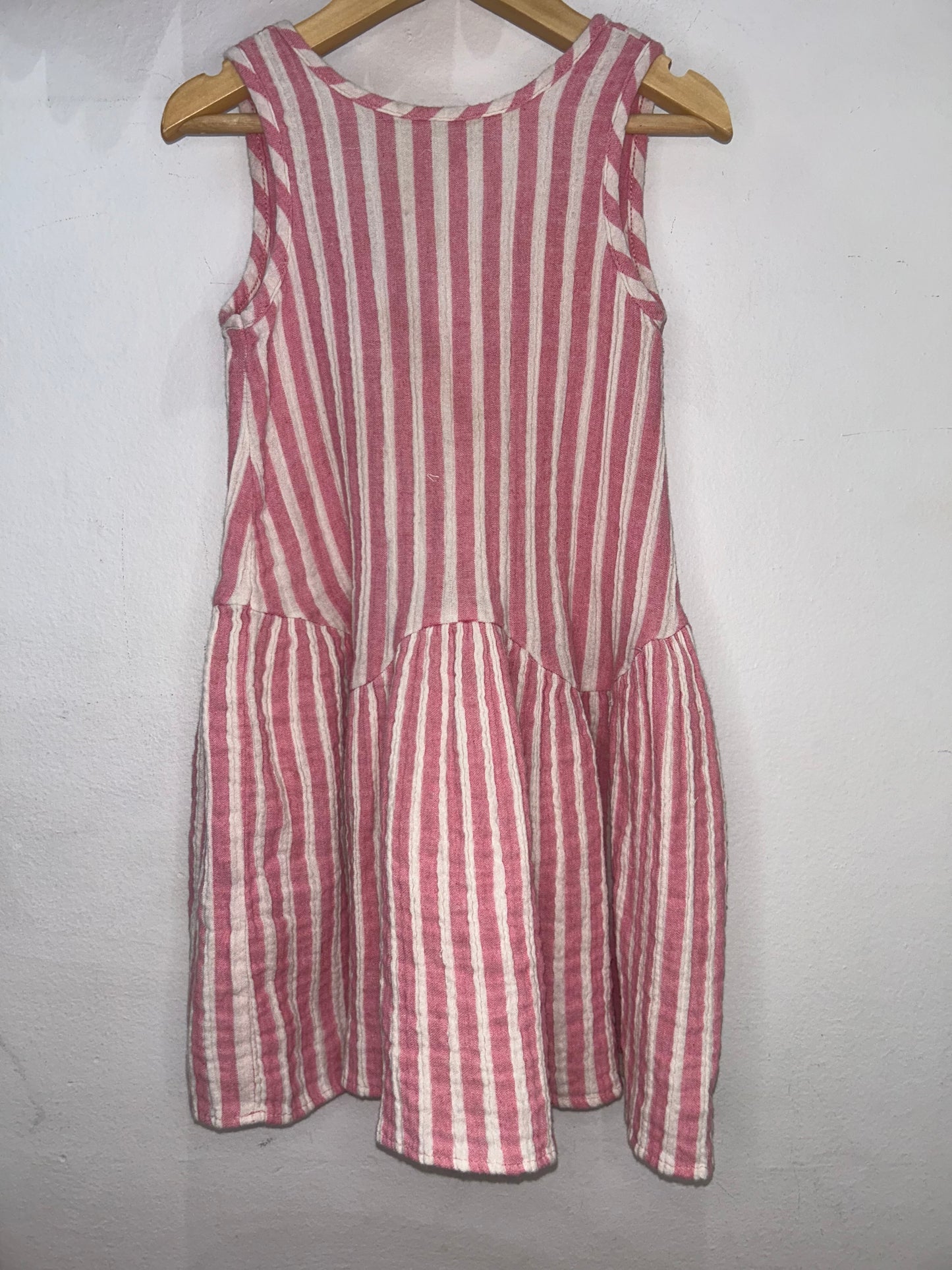Red stripes dress 4-5y