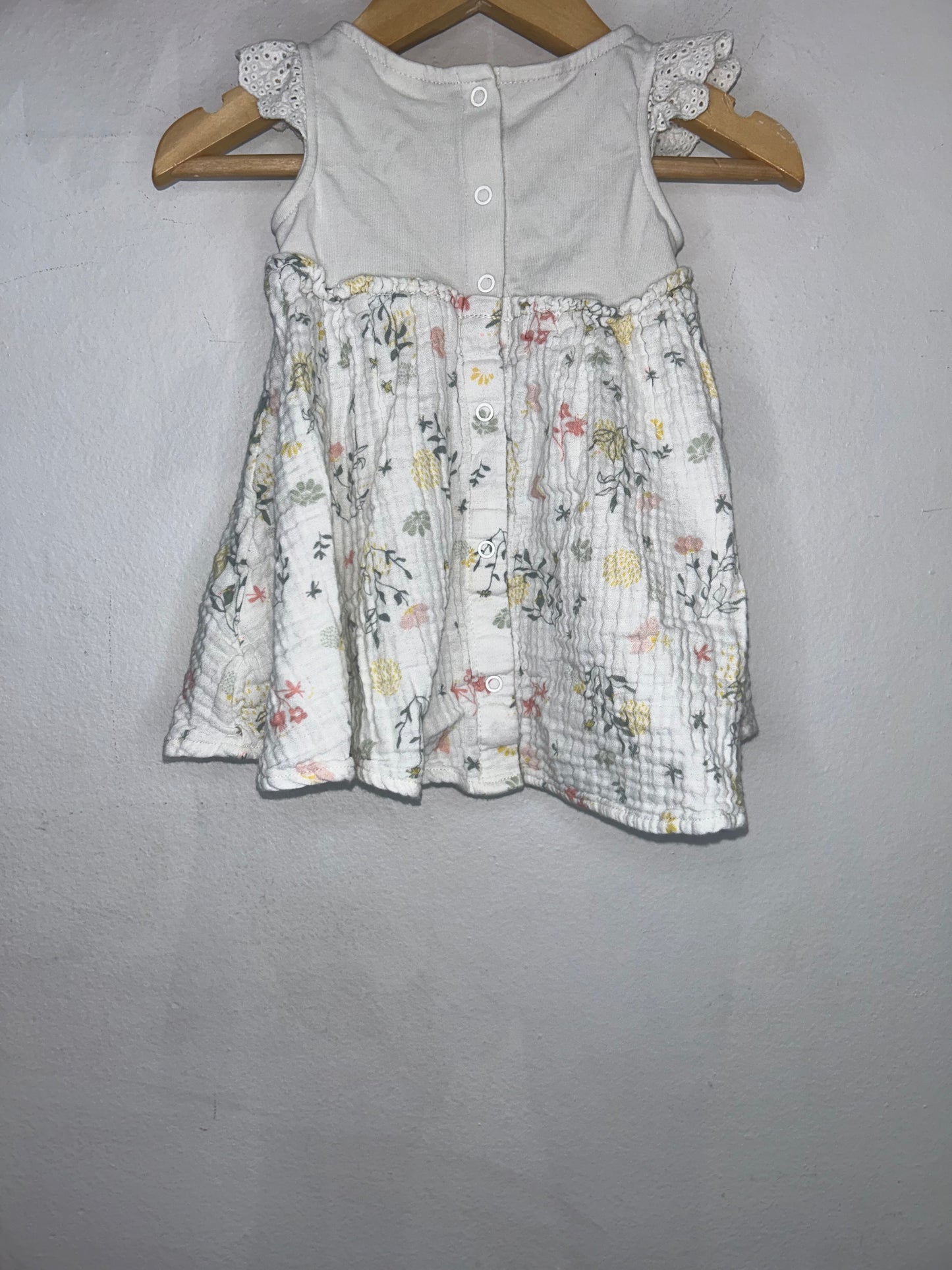 Embroidery butterfly dress 6m