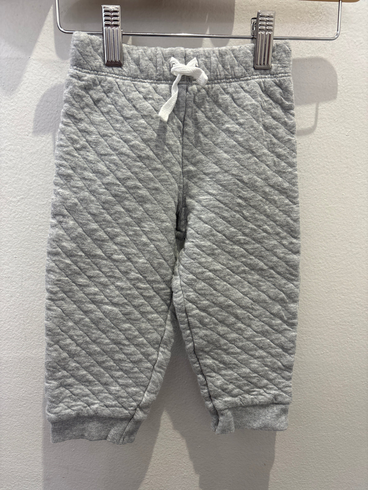 Grey quilted pants 24m