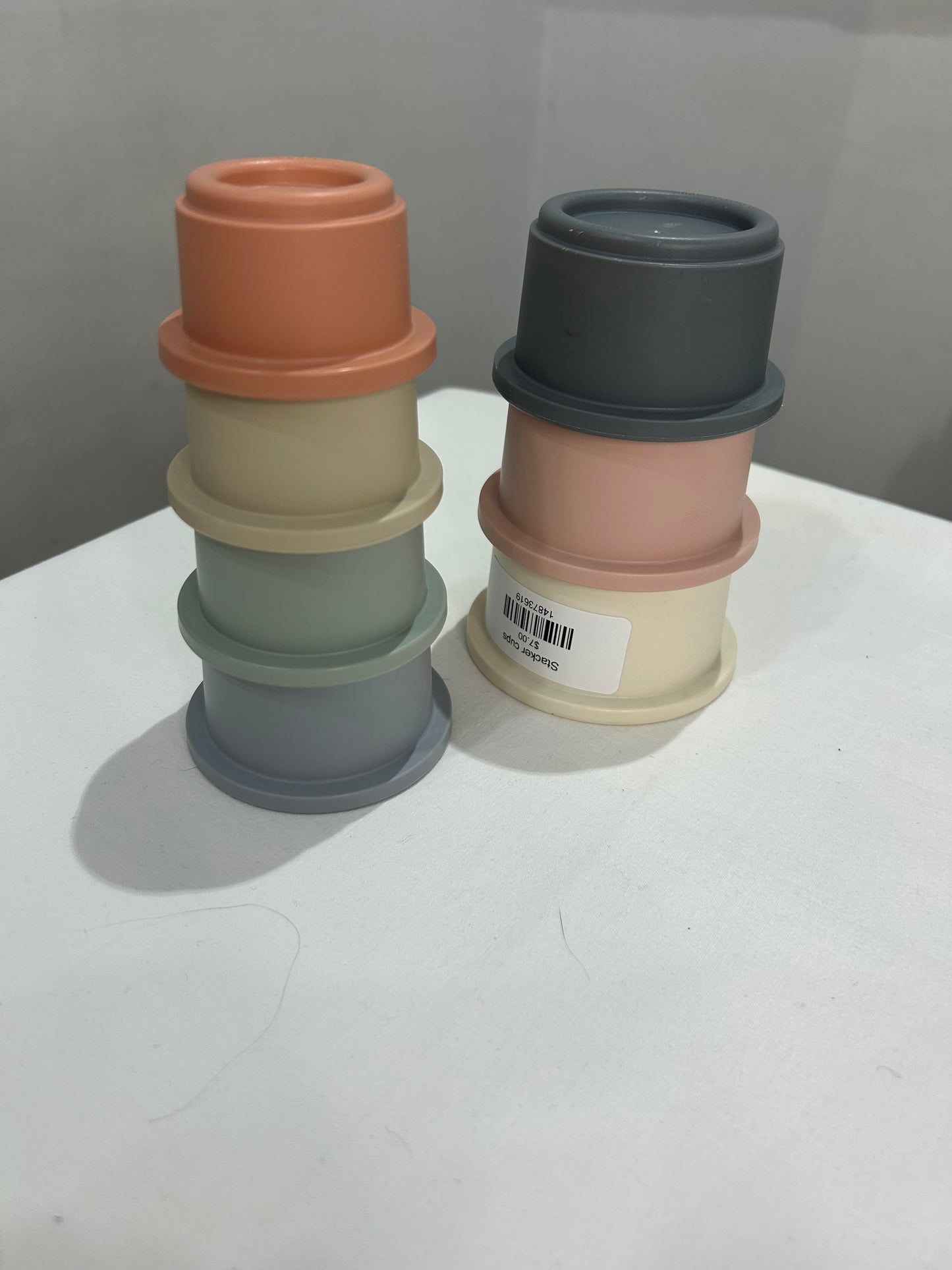 Stacker cups