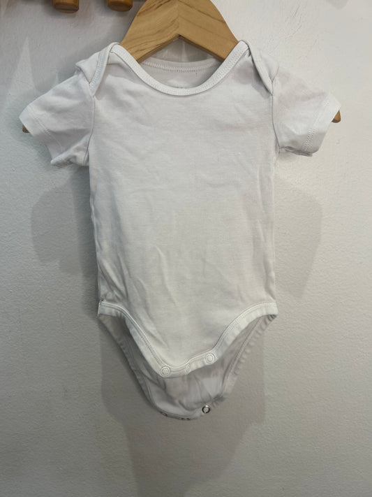 White onesie 2-4m