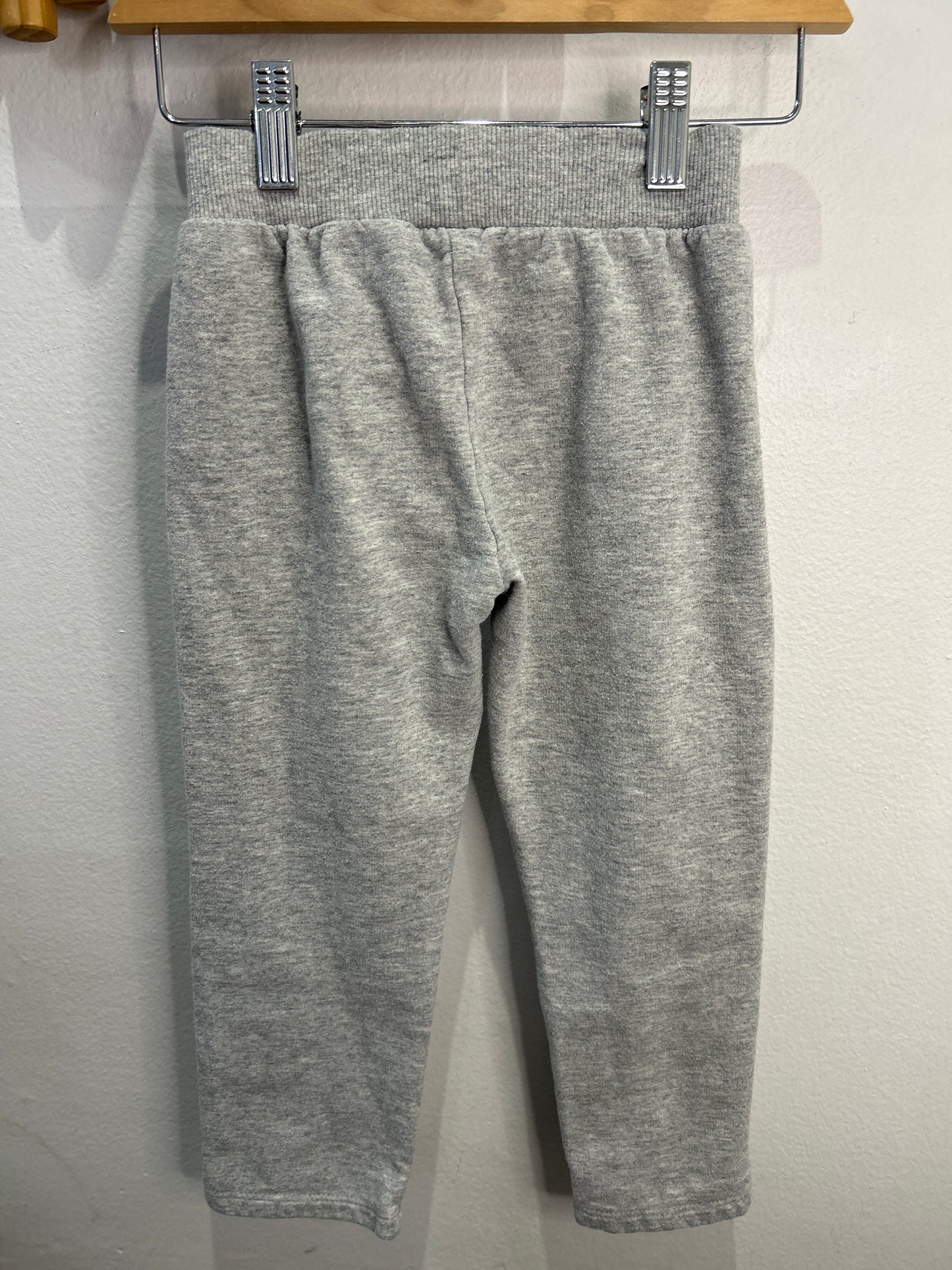 Awesome grey joggers 3-4y*