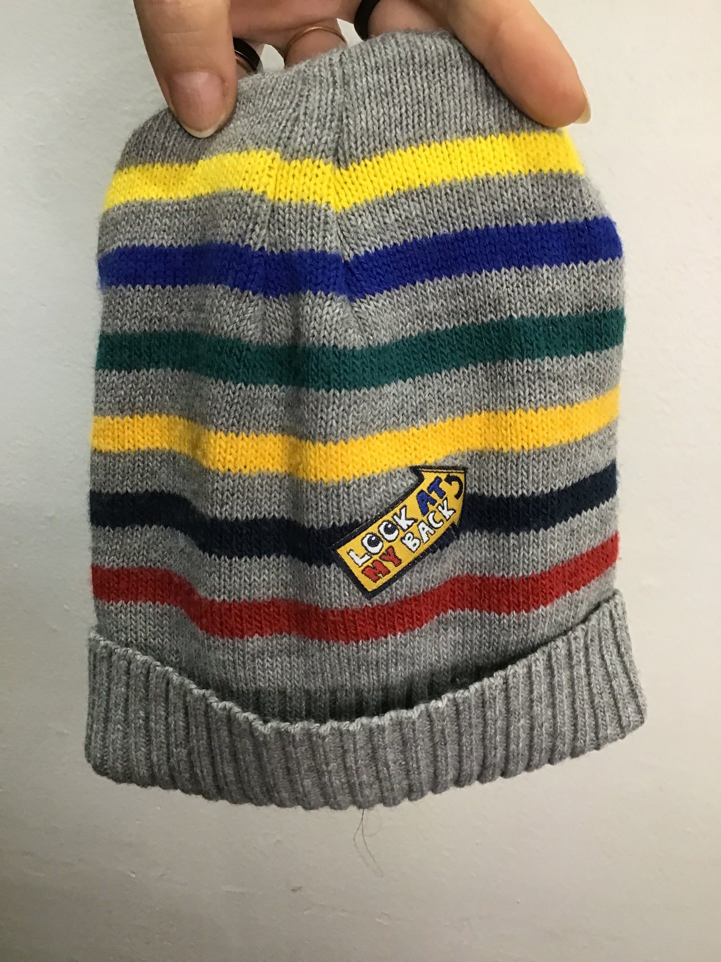 Grey stripes hat 7-10y
