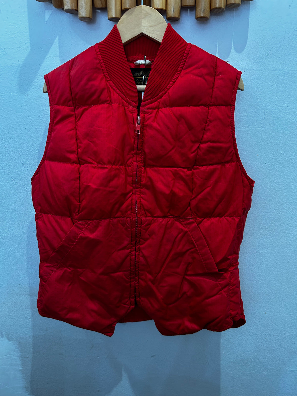 Red puffer vest 10y