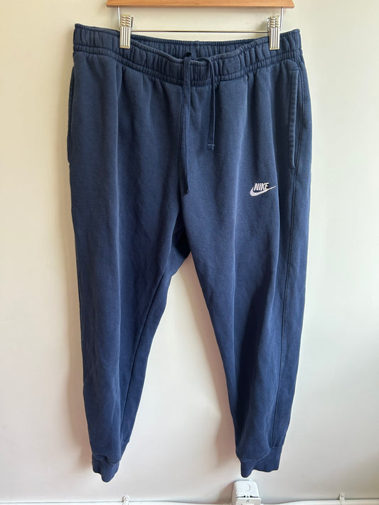 Navy classic joggers L