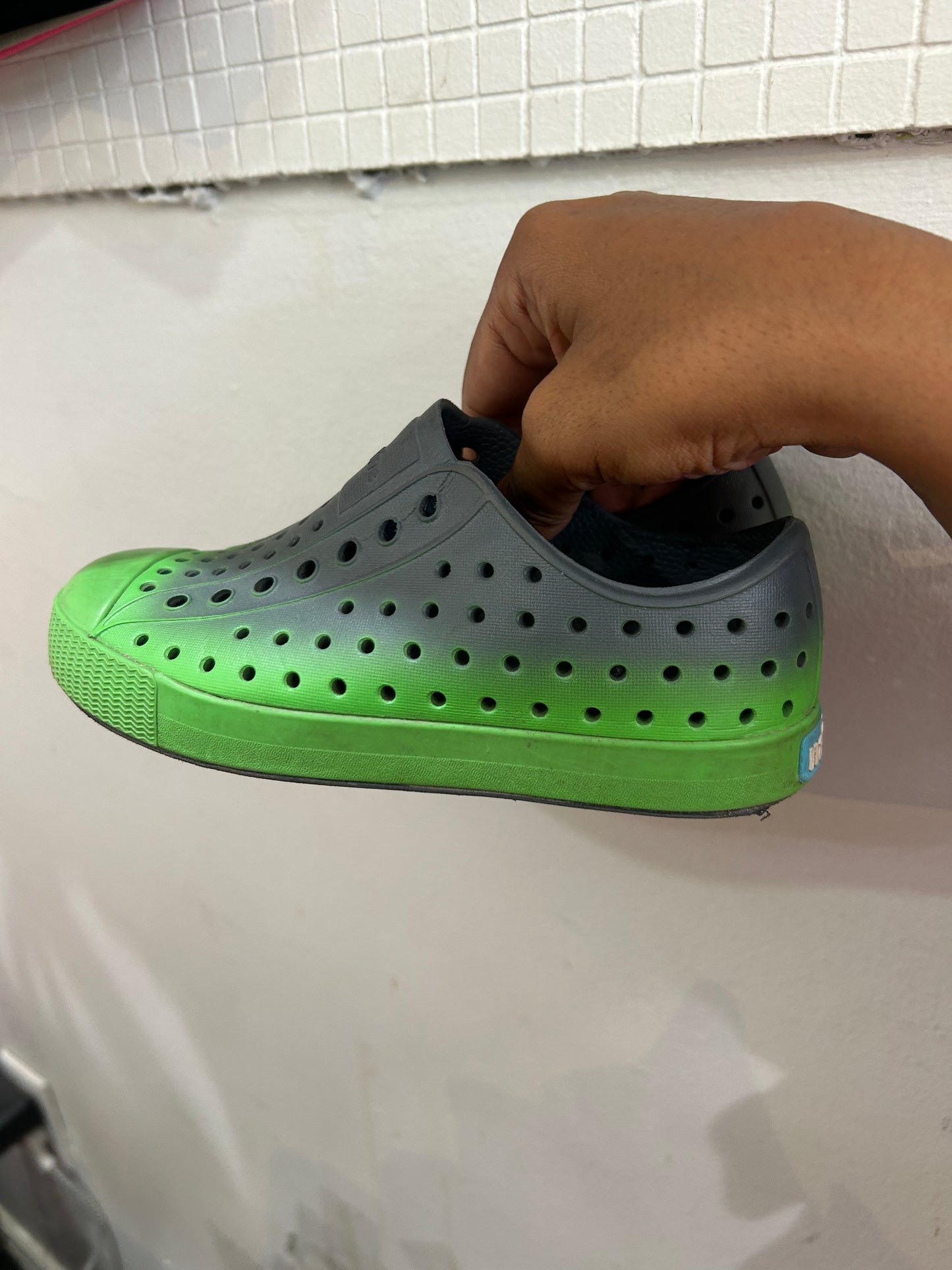 C12 green and grey Natives