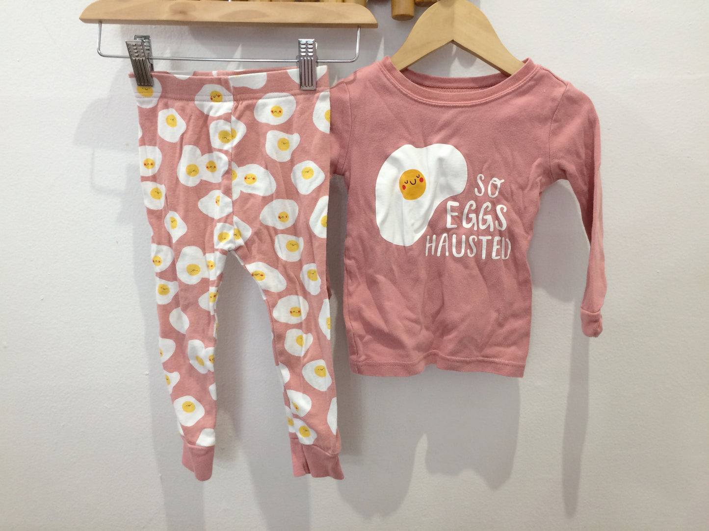 Eggs pyjamas 2y