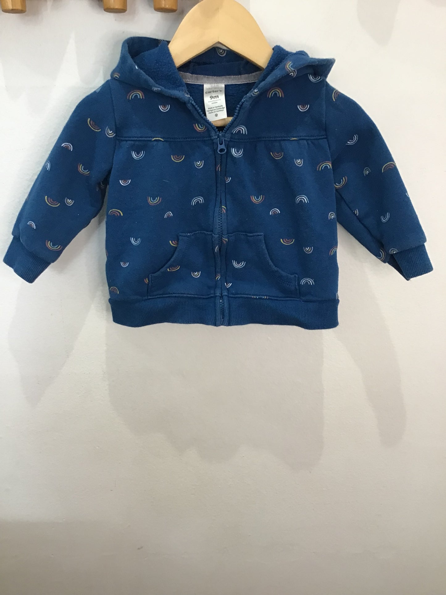 Rainbows sweatshirt 9m