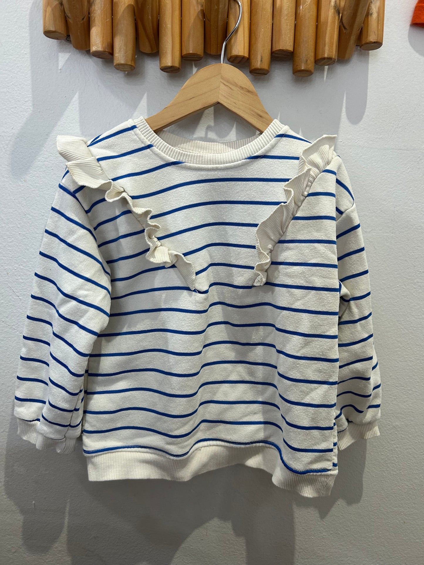 Blue stripes frilly pullover 4-5y*