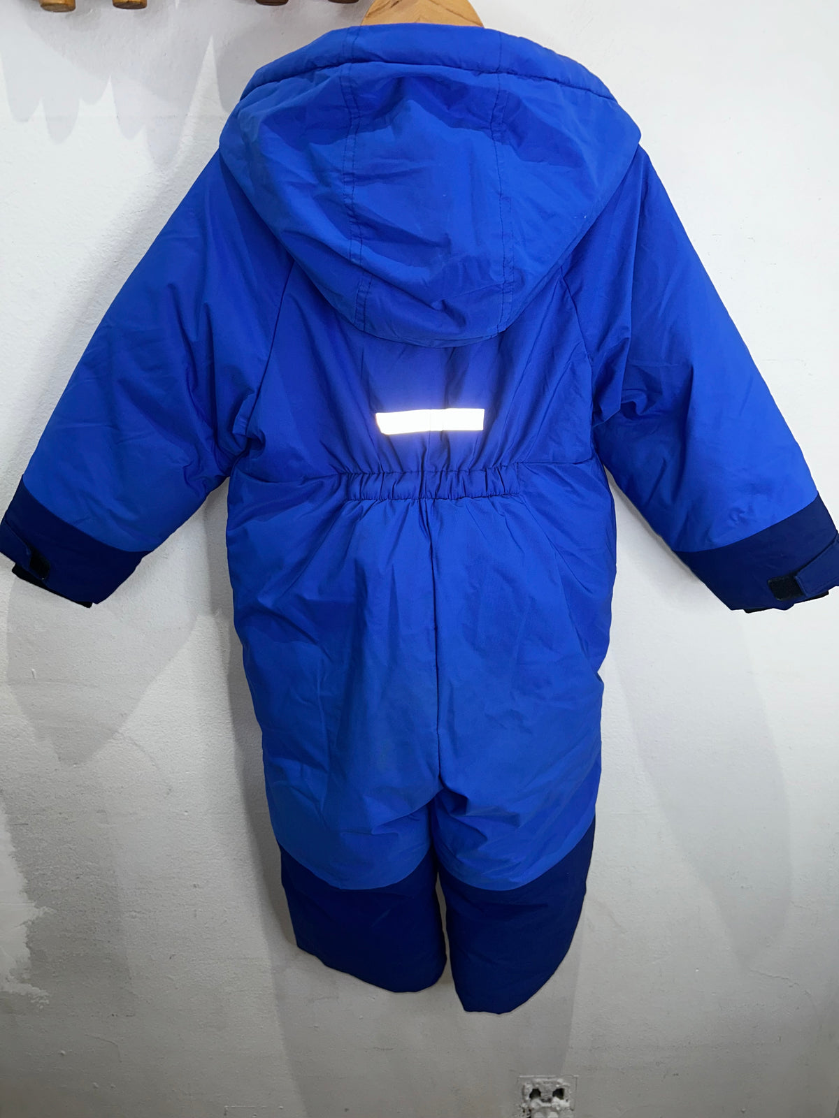 Blue snowsuit 2-3y