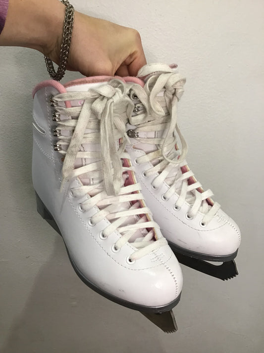Y6 white ice skates