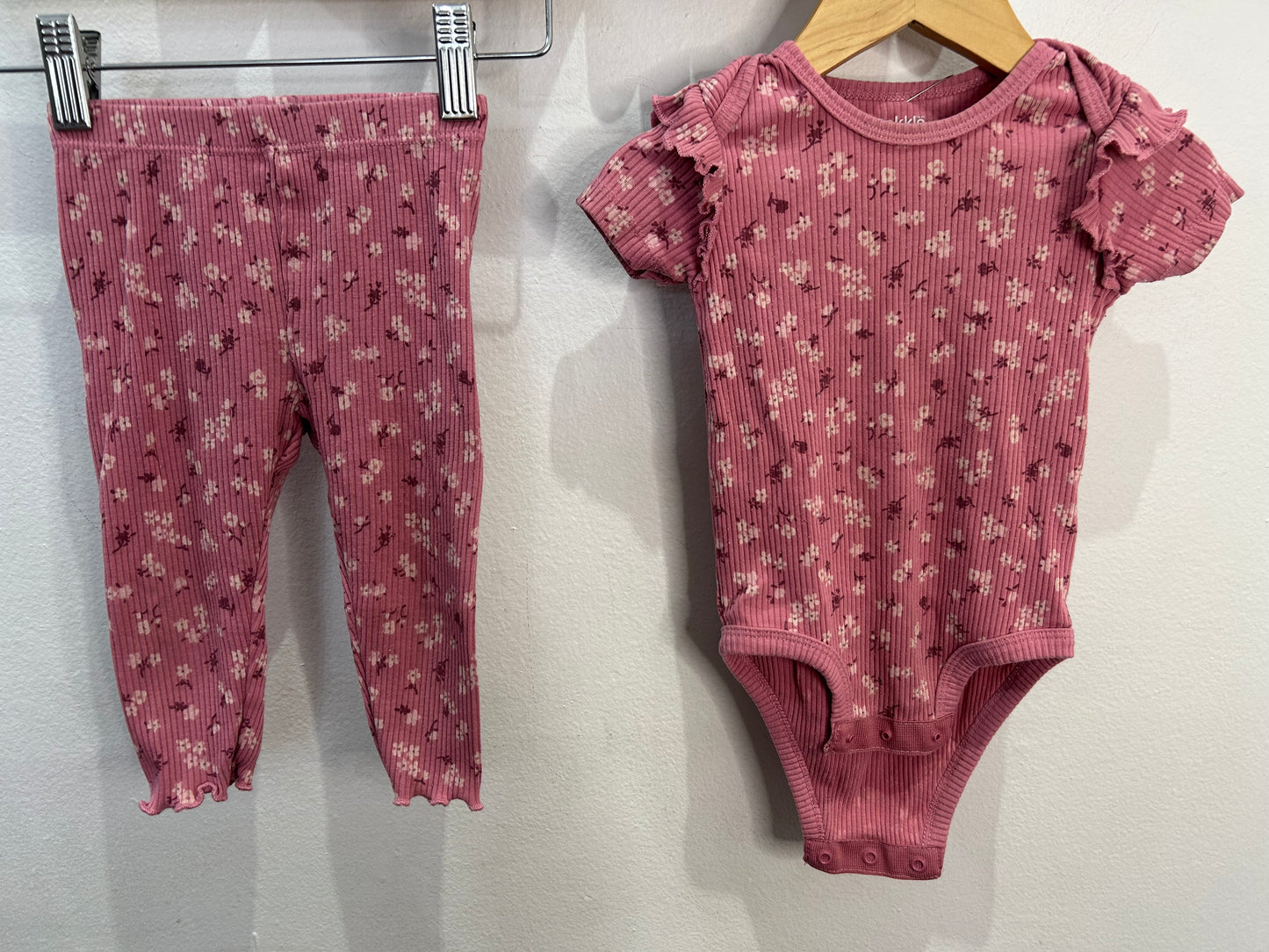 Pink ribbed floral set 12m