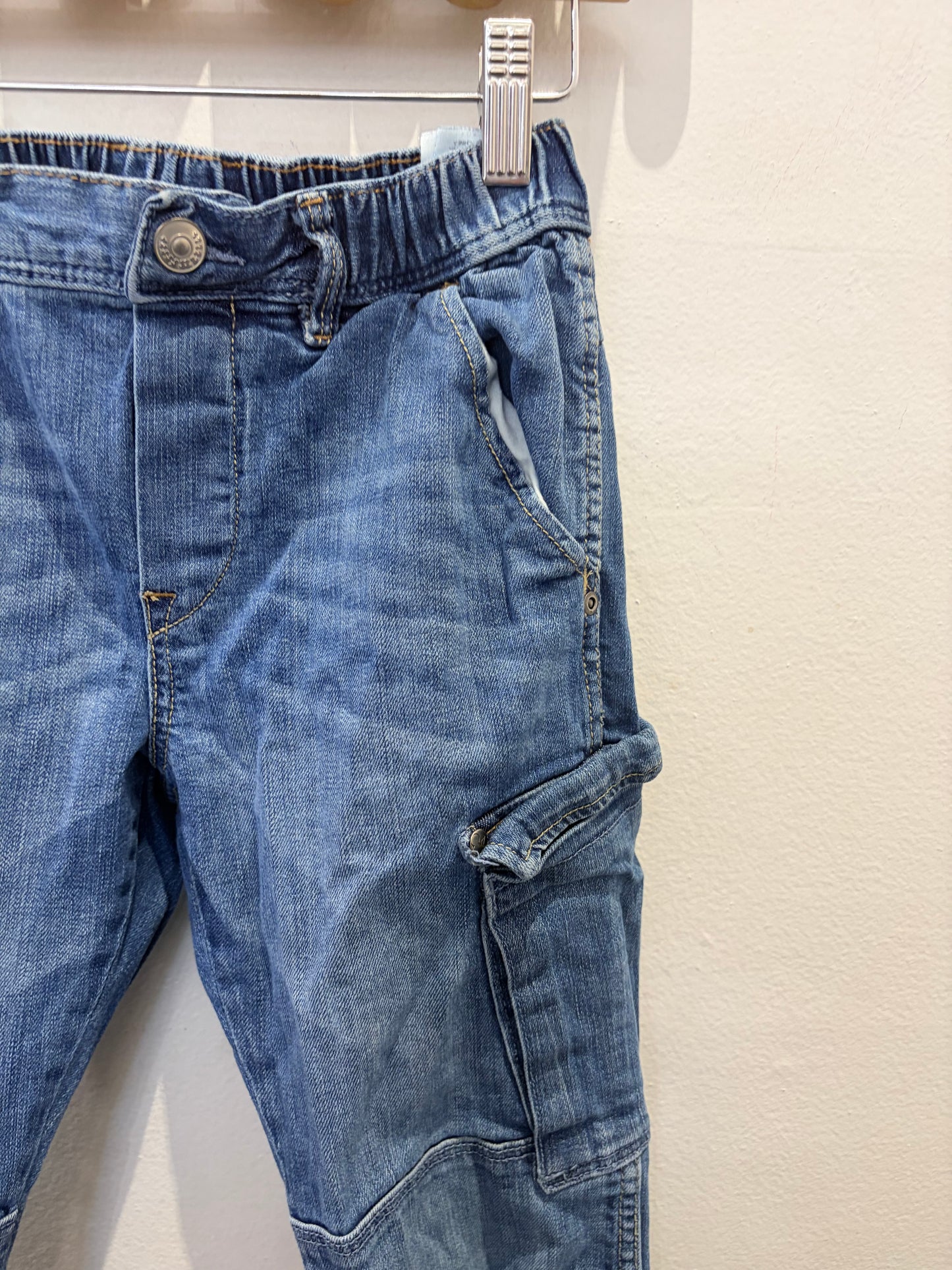 Narrow cargo jeans 7-8y