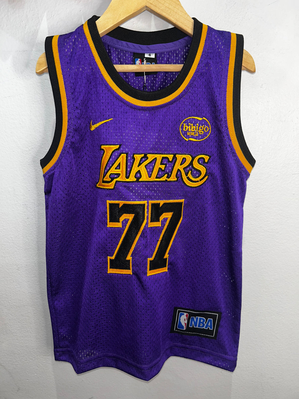 Luka Donkic Laker jersey 4y