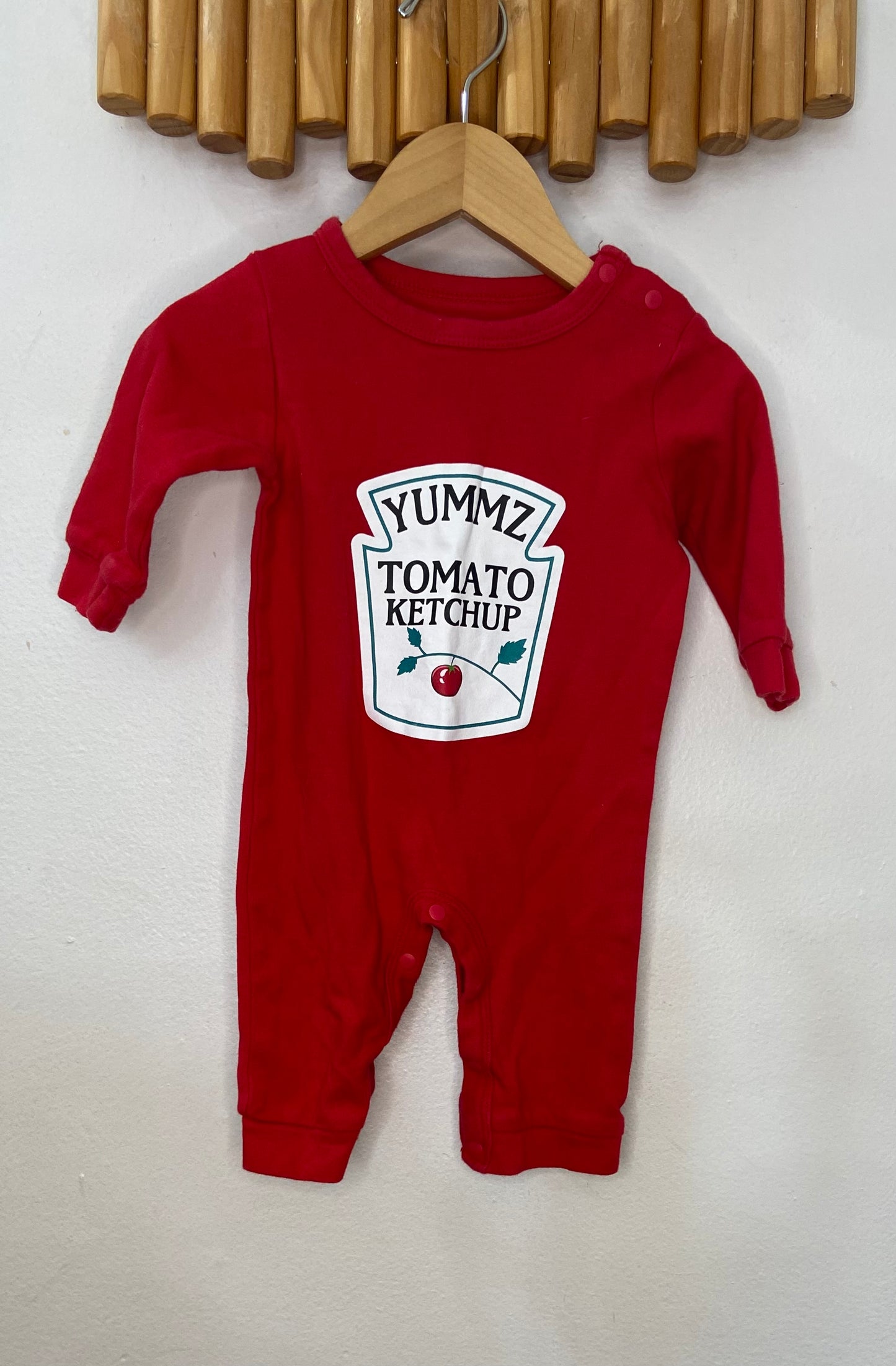 Ketchup sleeper costume 3-6m