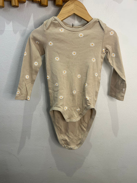 Brown daisies onesie 12-18m